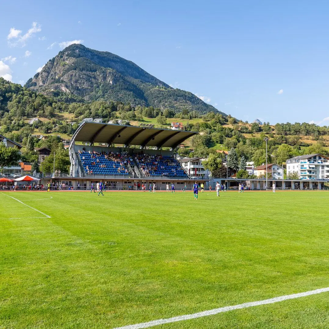 Matchfoto mit Tribüne